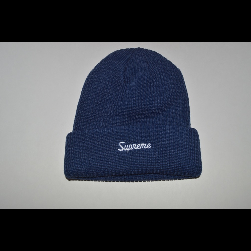Supreme SS21 loose gauge navy blue beanie